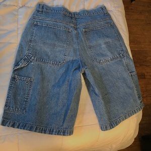 CARPENTER DENIM SHORTS